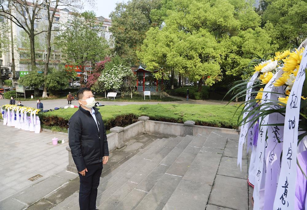 3f537c6d05d2498da91a3afc1fb46488.jpg 3f537c6d05d2498da91a3afc1fb46488.jpg