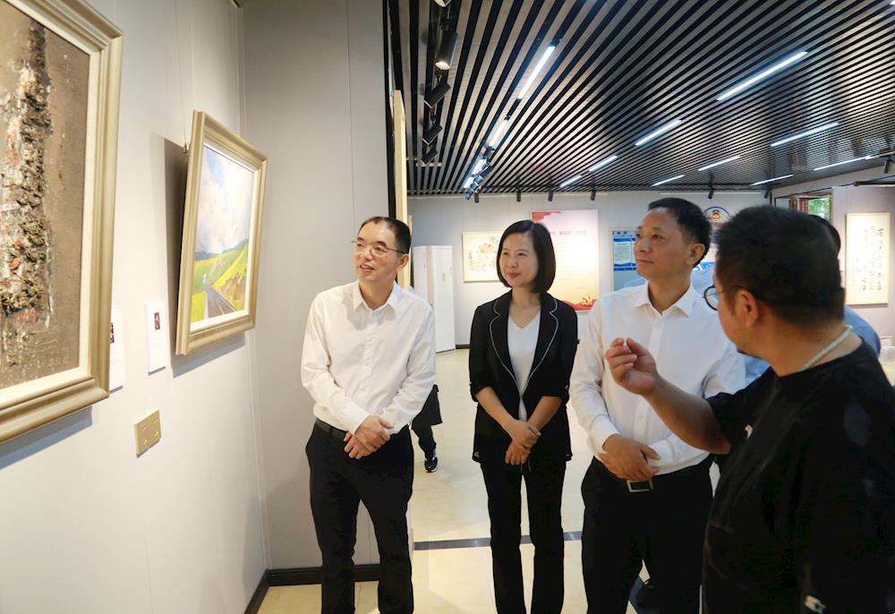 e71a6a386eb94754987798e532fce373.jpg e71a6a386eb94754987798e532fce373.jpg