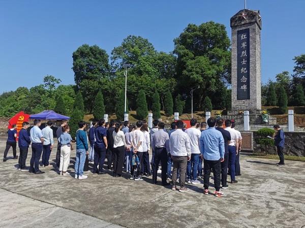 8e2a51b62628424cbe7c5cb2965a2351.jpg 8e2a51b62628424cbe7c5cb2965a2351.jpg