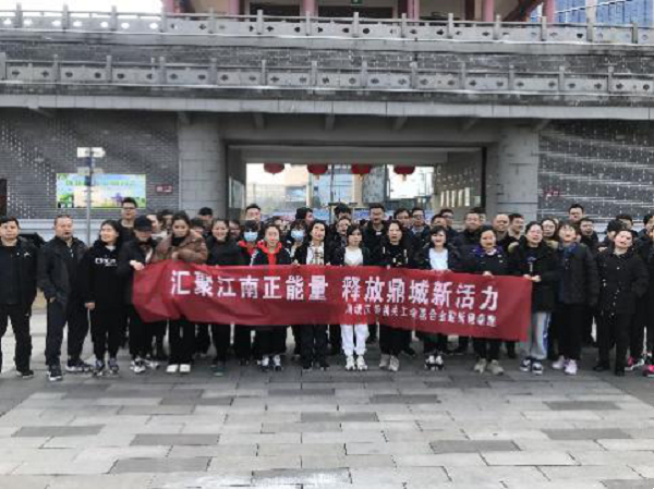 c5e0c49dae714019bc029bf19bdb1b43.png c5e0c49dae714019bc029bf19bdb1b43.png