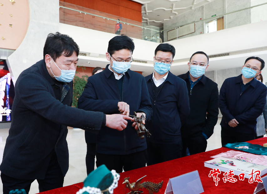 d1b94e6cb8384ae2b65ee6377b4abd98.png d1b94e6cb8384ae2b65ee6377b4abd98.png